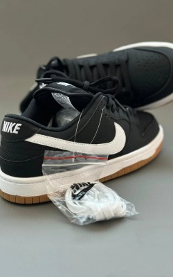 Nike Dunk Low siyah-beyaz Nike Dunk Low siyah-beyaz